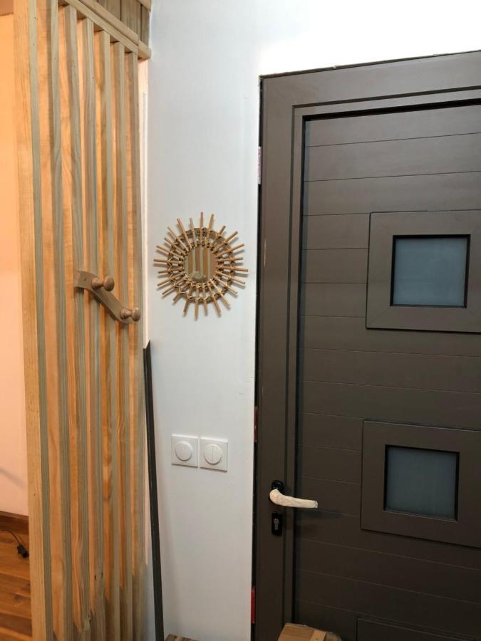 Joli Bungalow Fleuri Les Abymes Exterior foto